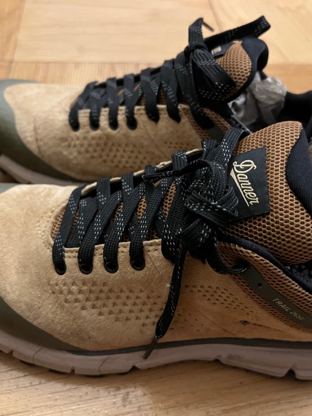Danner Women’s Hiking Trail Sneakers 2650 GTX 7.5 - Picture 6 of 8